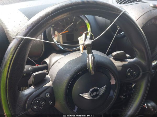 2015 MINI COUNTRYMAN COOPER S — I11