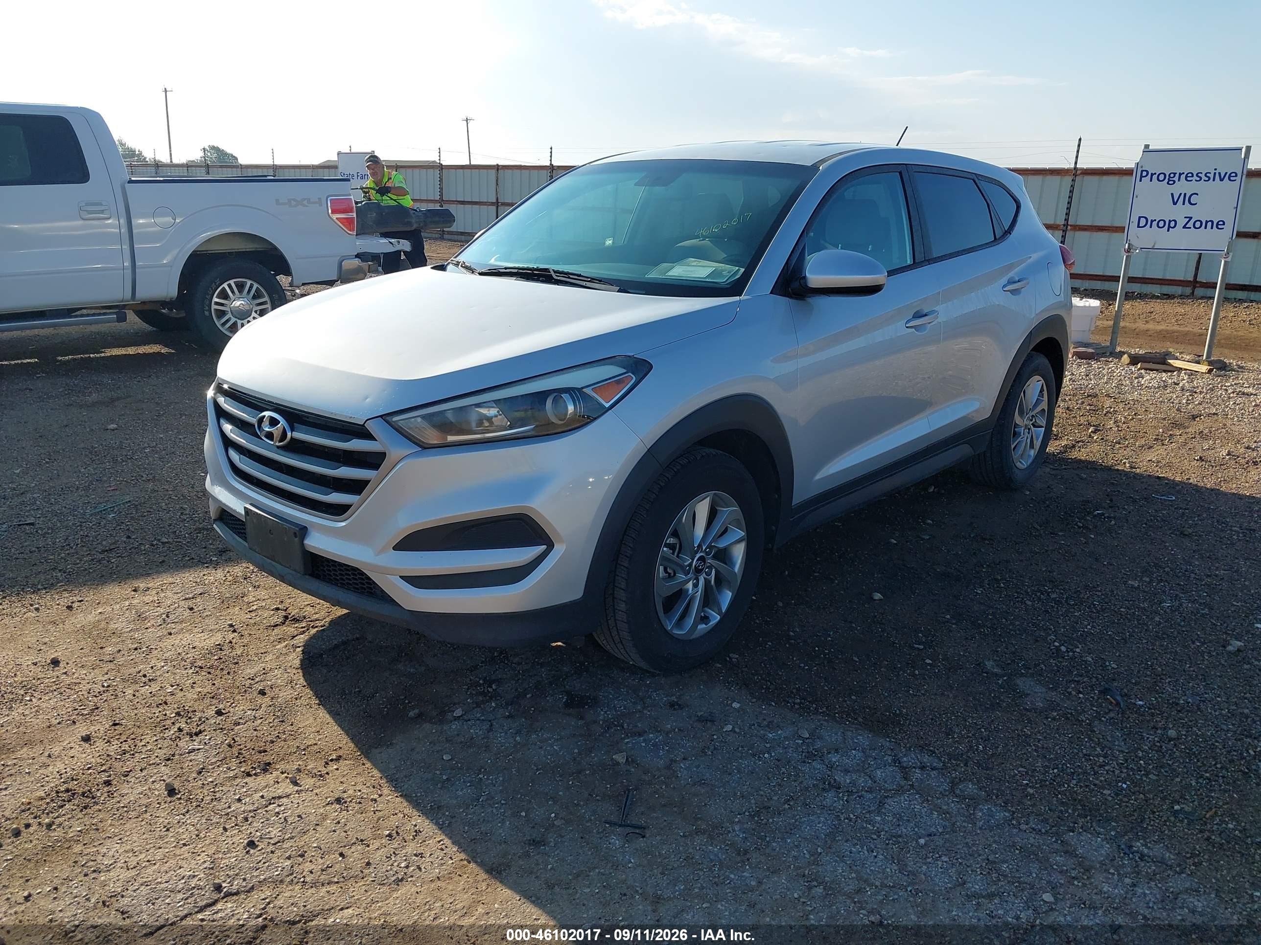 2018 HYUNDAI TUCSON SE — I2