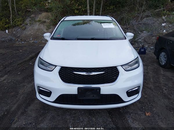2022 CHRYSLER PACIFICA TOURING L — I115