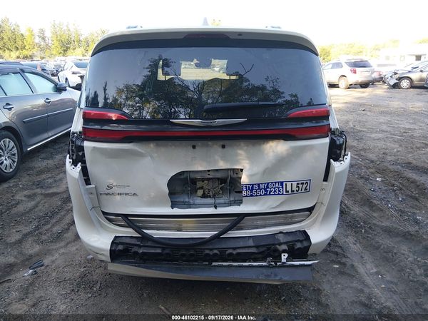 2022 CHRYSLER PACIFICA TOURING L — I119