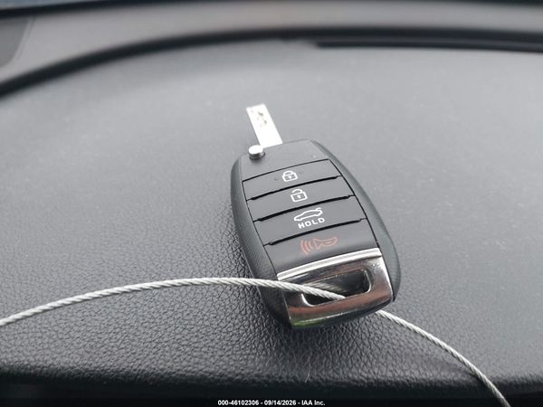 2019 KIA OPTIMA LX — I11