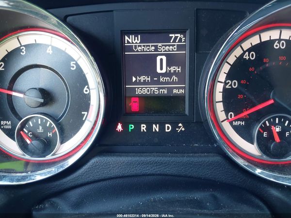 2017 DODGE GRAND CARAVAN GT — I7