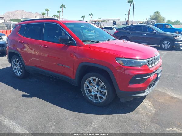 2023 JEEP COMPASS LATITUDE LUX FWD — I1