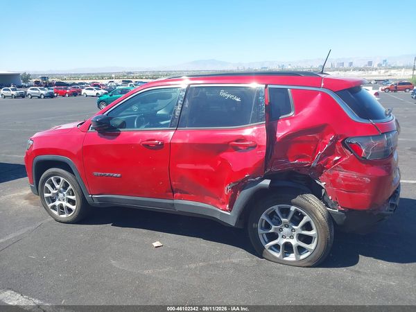 2023 JEEP COMPASS LATITUDE LUX FWD — I6