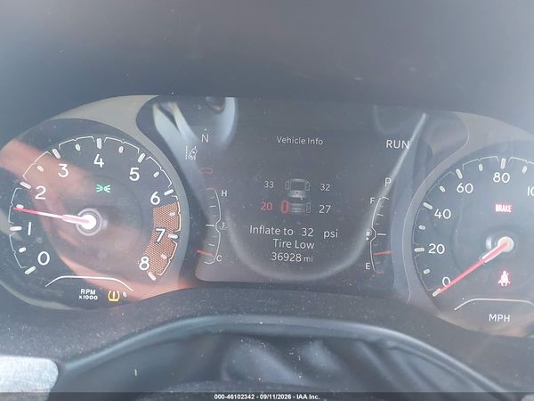 2023 JEEP COMPASS LATITUDE LUX FWD — I7
