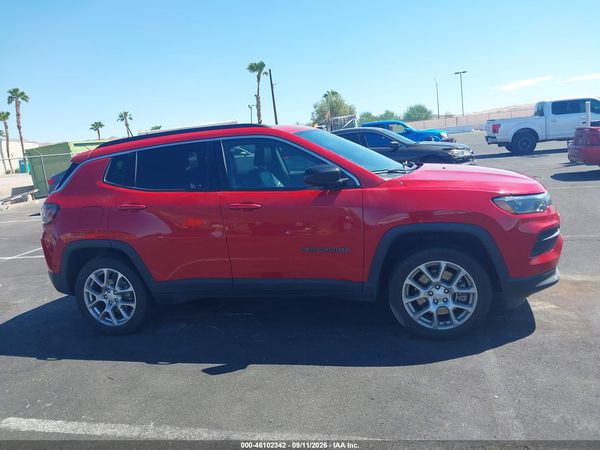 2023 JEEP COMPASS LATITUDE LUX FWD — I116