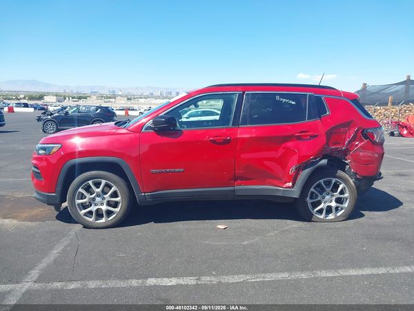 2023 JEEP COMPASS LATITUDE LUX FWD — I117