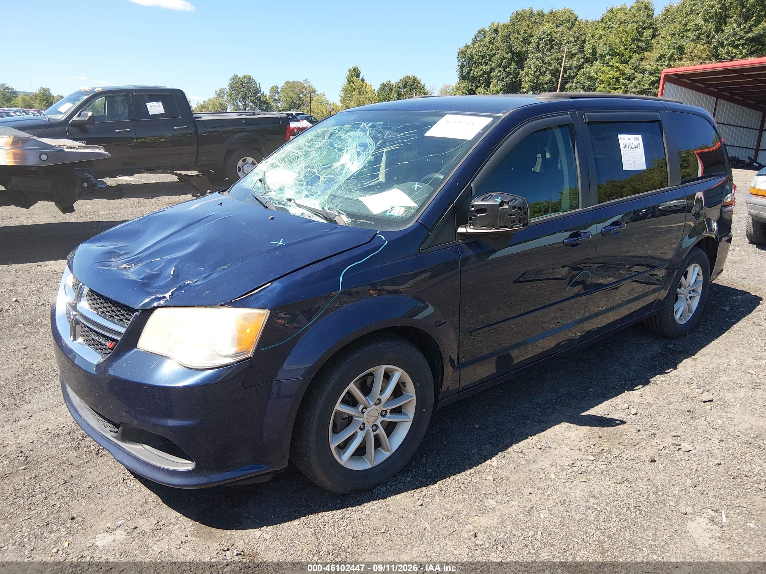 2014 DODGE GRAND CARAVAN SXT — I2