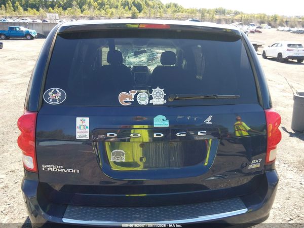 2014 DODGE GRAND CARAVAN SXT — I119