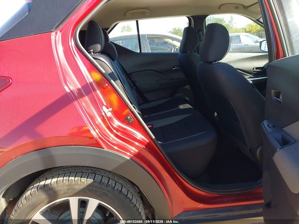 2018 NISSAN KICKS SV — I8