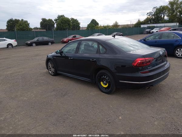 2018 VOLKSWAGEN PASSAT 2.0T R-LINE/2.0T S — I3
