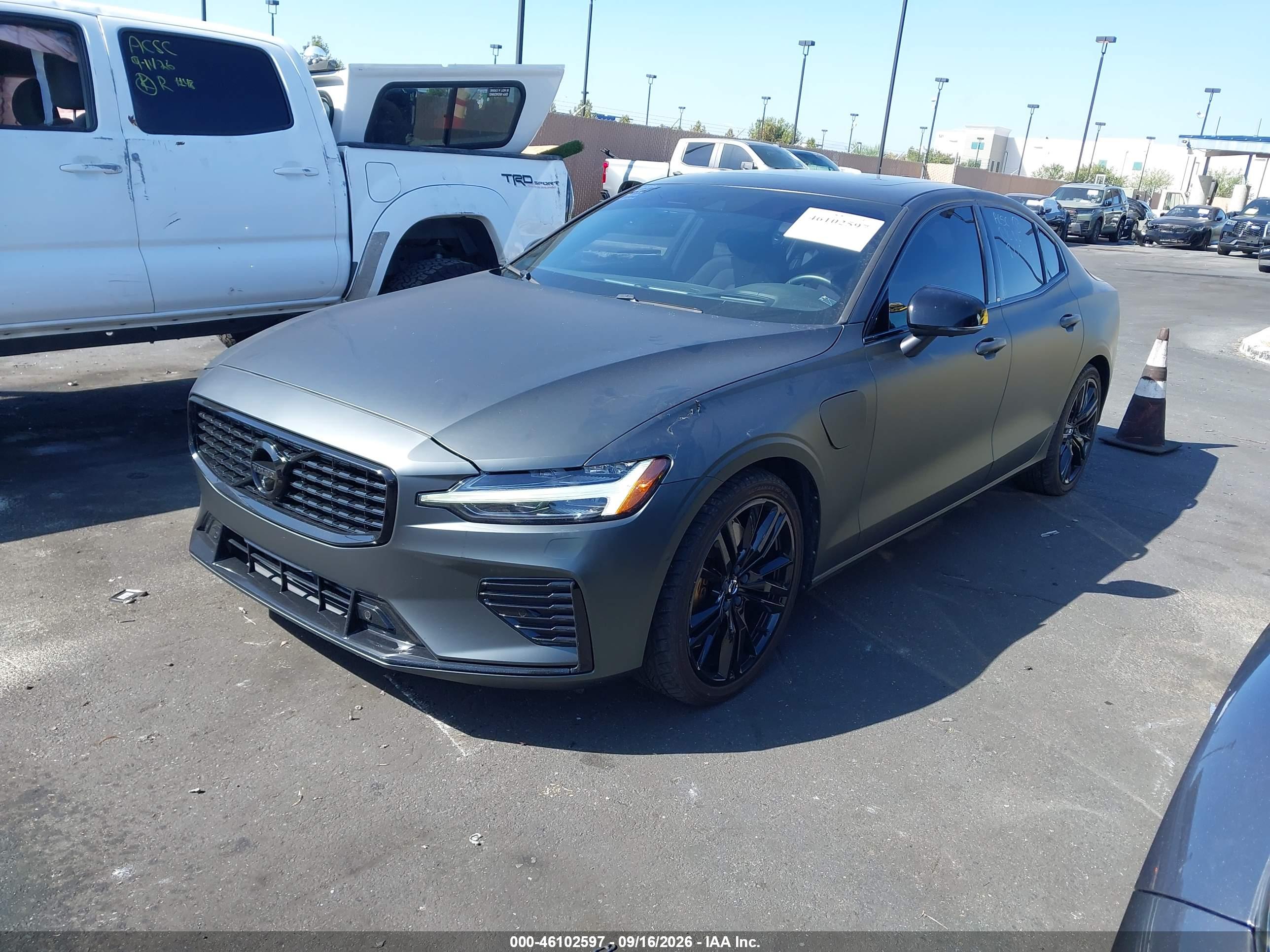 2022 VOLVO S60 RECHARGE PLUG-IN HYBRID — I2