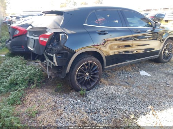2018 MERCEDES-BENZ GLA GLA 250 — I4