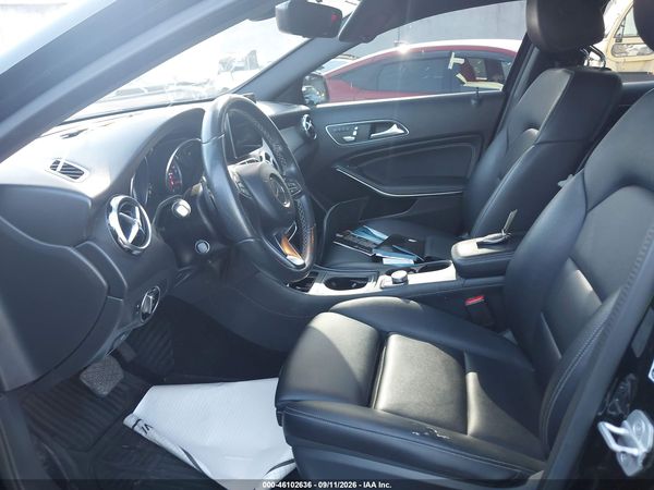2018 MERCEDES-BENZ GLA GLA 250 — I152