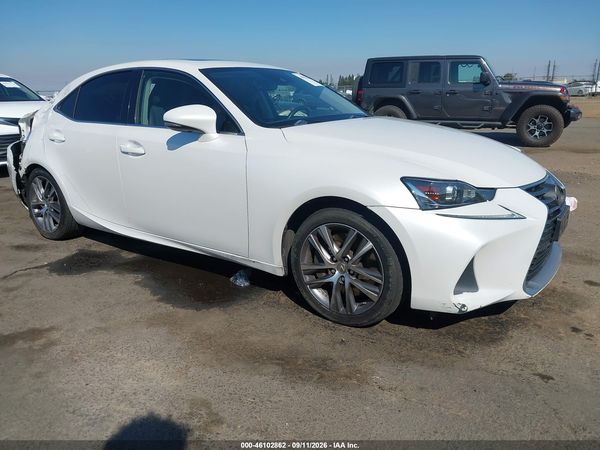 2019 LEXUS IS 300 — I1