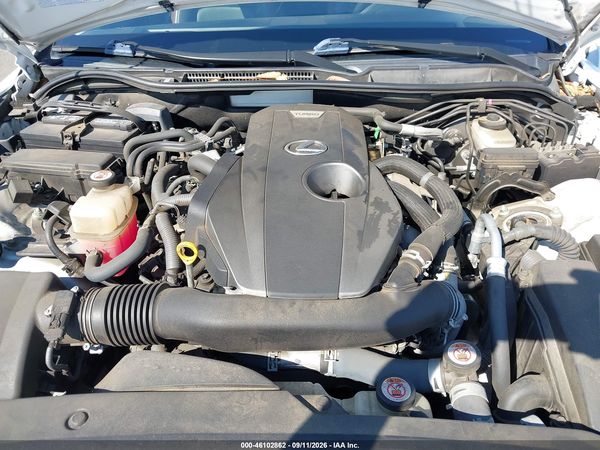 2019 LEXUS IS 300 — I10