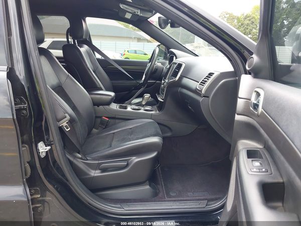 2017 JEEP GRAND CHEROKEE ALTITUDE 4X2
