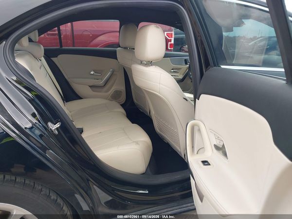 2019 MERCEDES-BENZ A 220 A220 — I8