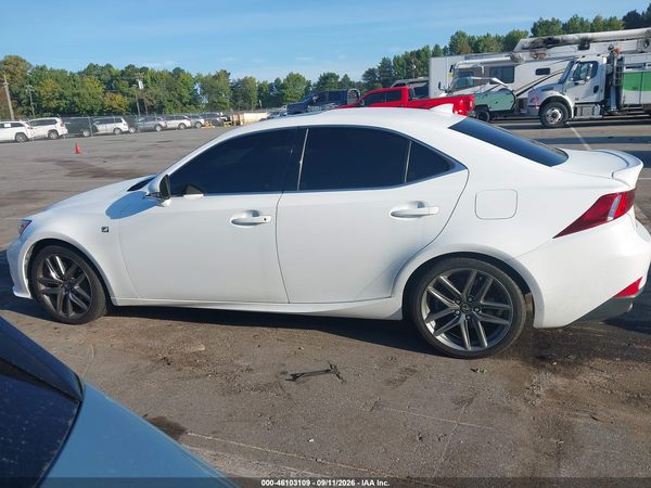 2016 LEXUS IS 200T