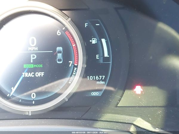 2016 LEXUS IS 200T