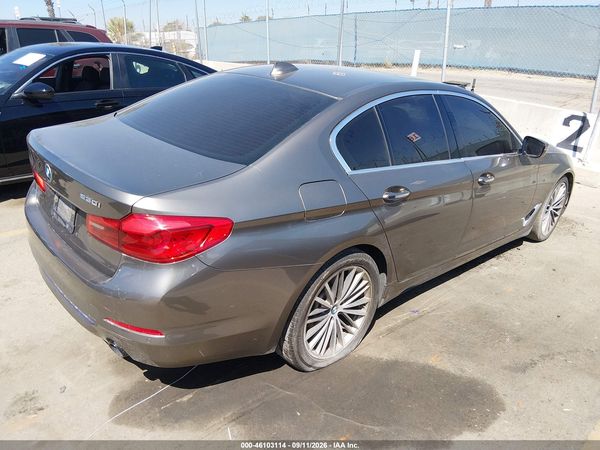 2018 BMW 530I — I4