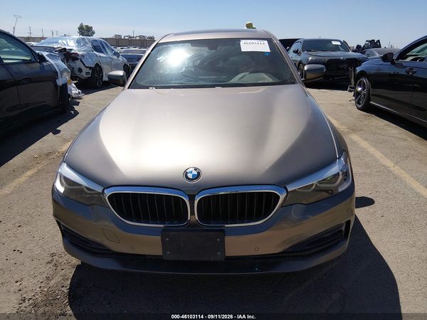 2018 BMW 530I — I6