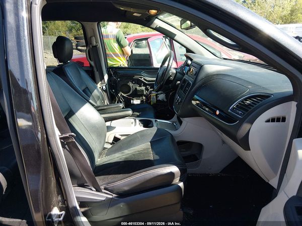 2017 DODGE GRAND CARAVAN SXT — I5