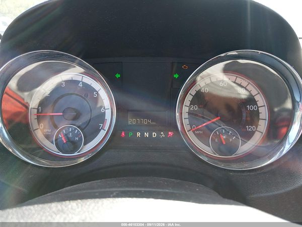 2017 DODGE GRAND CARAVAN SXT — I7
