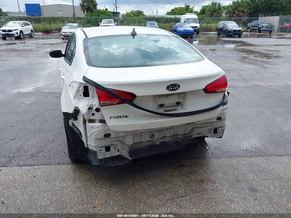 2017 KIA FORTE LX — I6