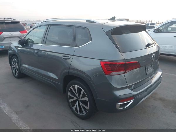 2022 VOLKSWAGEN TAOS 1.5T SE — I3