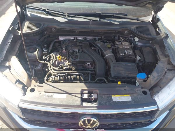 2022 VOLKSWAGEN TAOS 1.5T SE — I10