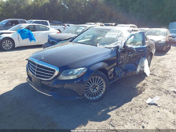2016 MERCEDES-BENZ C 300 — I2