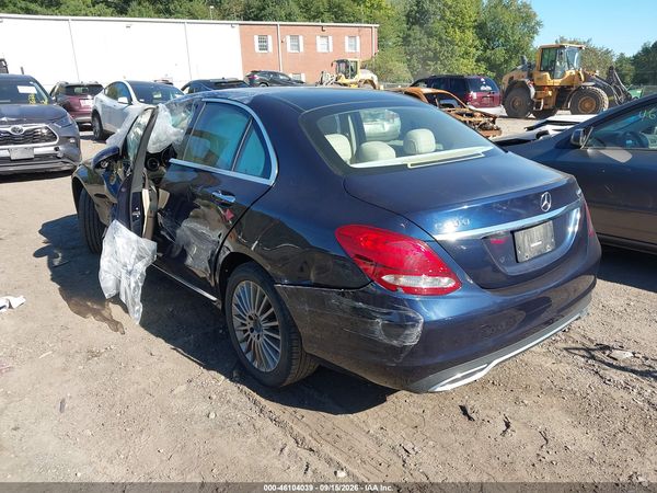 2016 MERCEDES-BENZ C 300 LUXURY 4MATIC — I3