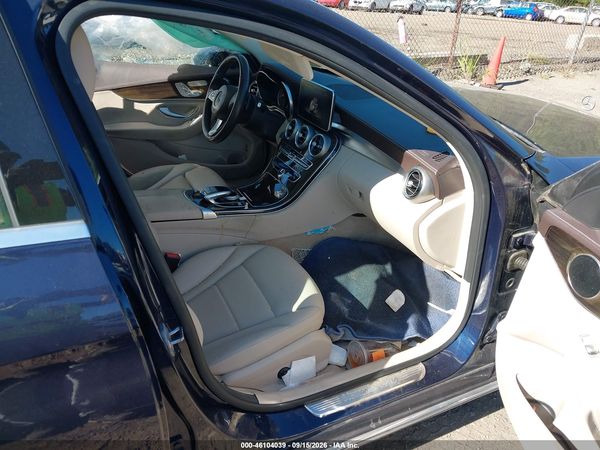 2016 MERCEDES-BENZ C 300 LUXURY 4MATIC — I5