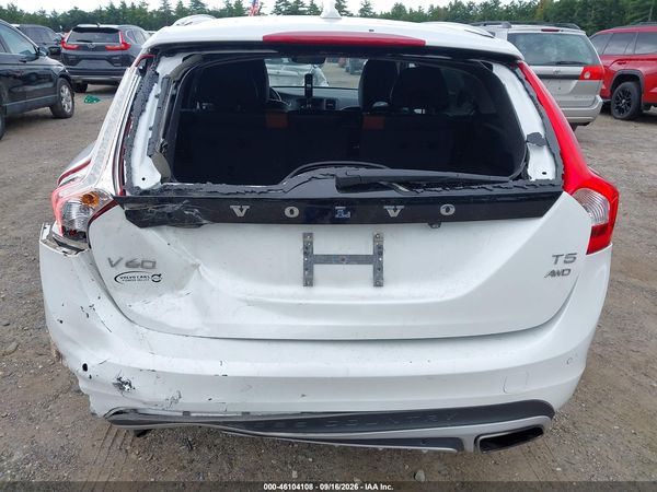 2016 VOLVO V60 CROSS COUNTRY T5 — I6