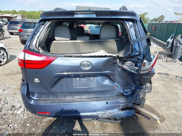2017 TOYOTA SIENNA XLE 8 PASSENGER — I6