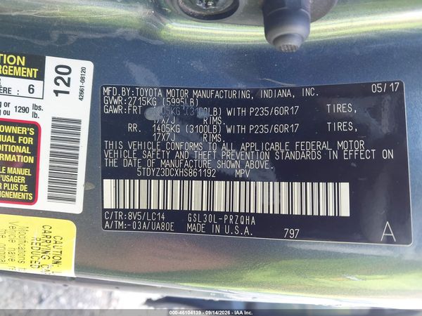 2017 TOYOTA SIENNA XLE 8 PASSENGER — I9