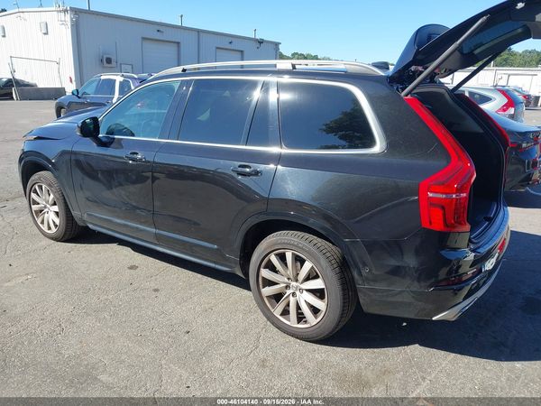 2018 VOLVO XC90 T6 MOMENTUM — I3