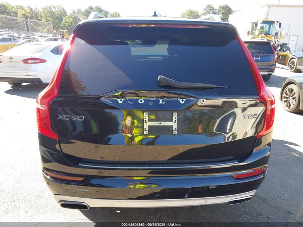 2018 VOLVO XC90 T6 MOMENTUM — I119
