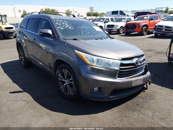 2016 TOYOTA HIGHLANDER XLE V6 — I1