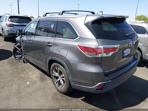 2016 TOYOTA HIGHLANDER XLE V6 — I3