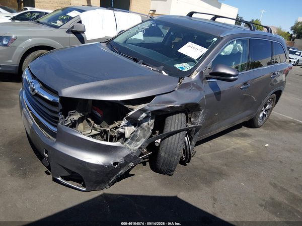 2016 TOYOTA HIGHLANDER XLE V6 — I6