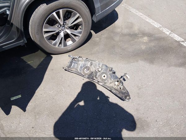2016 TOYOTA HIGHLANDER XLE V6 — I13