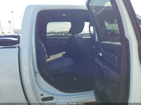 2024 RAM 2500 BIG HORN  4X4 6'4 BOX