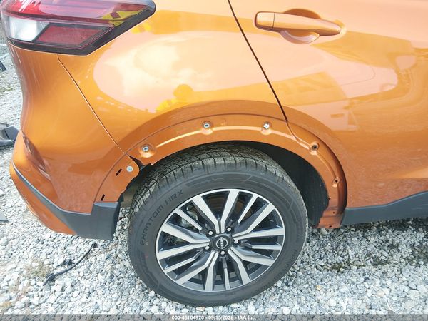 2024 NISSAN KICKS SV XTRONIC CVT — I155