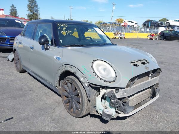 2015 MINI HARDTOP COOPER S — I1