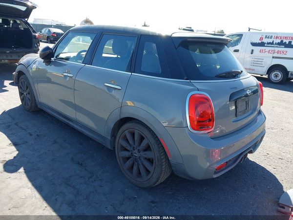 2015 MINI HARDTOP COOPER S — I3