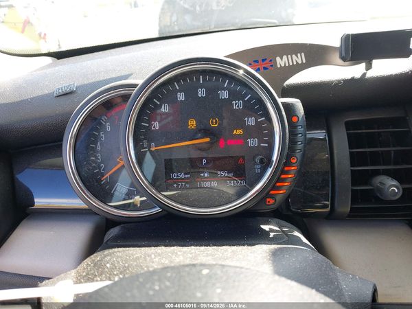 2015 MINI HARDTOP COOPER S — I7