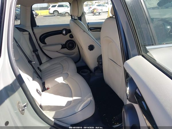 2015 MINI HARDTOP COOPER S — I8
