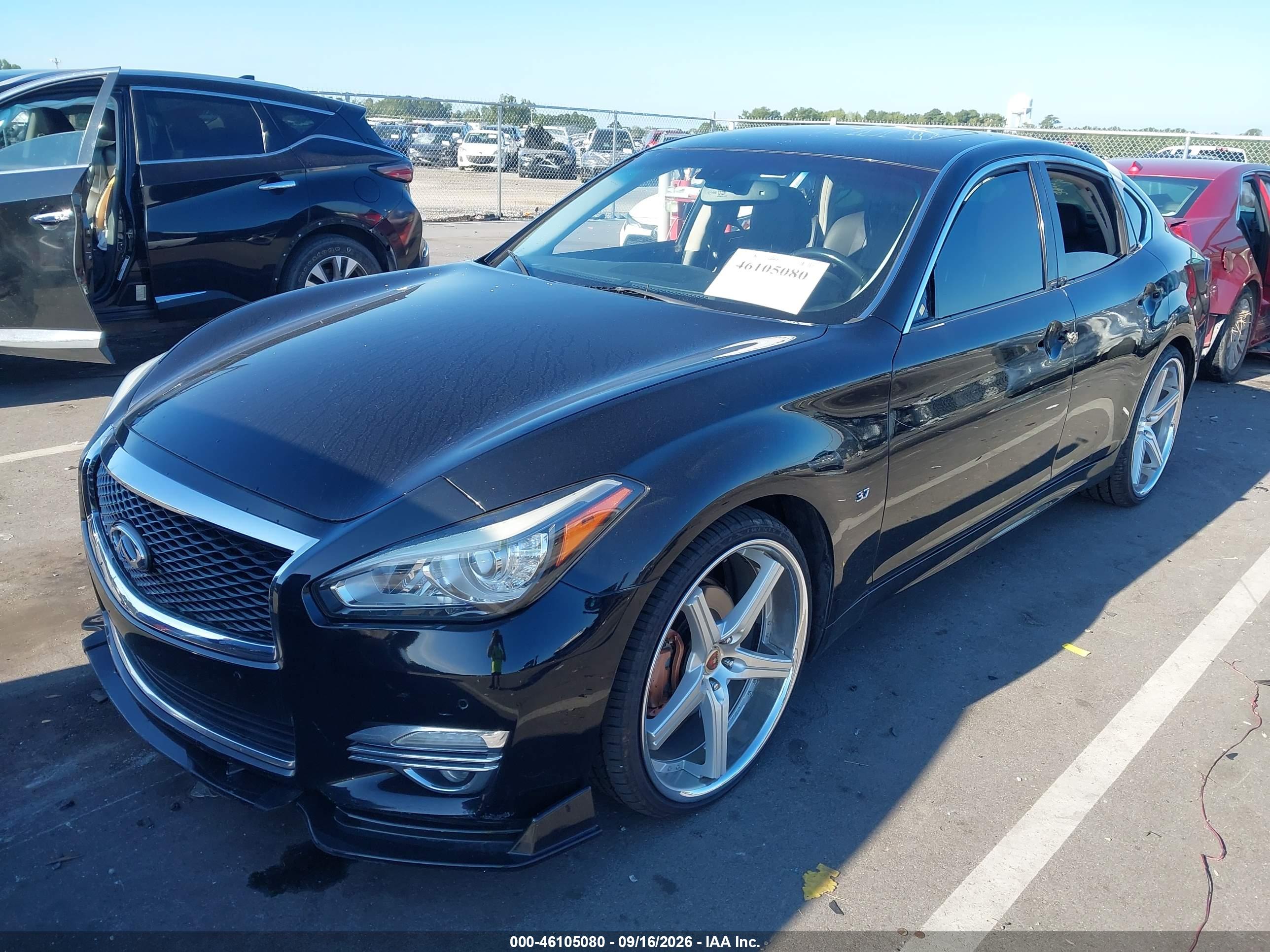 2017 INFINITI Q70 3.7 — I2